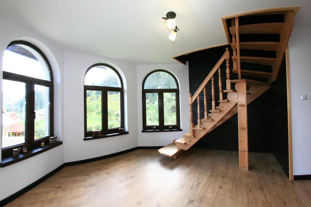 Pensiunea Casa Elvira バマ エクステリア 写真
