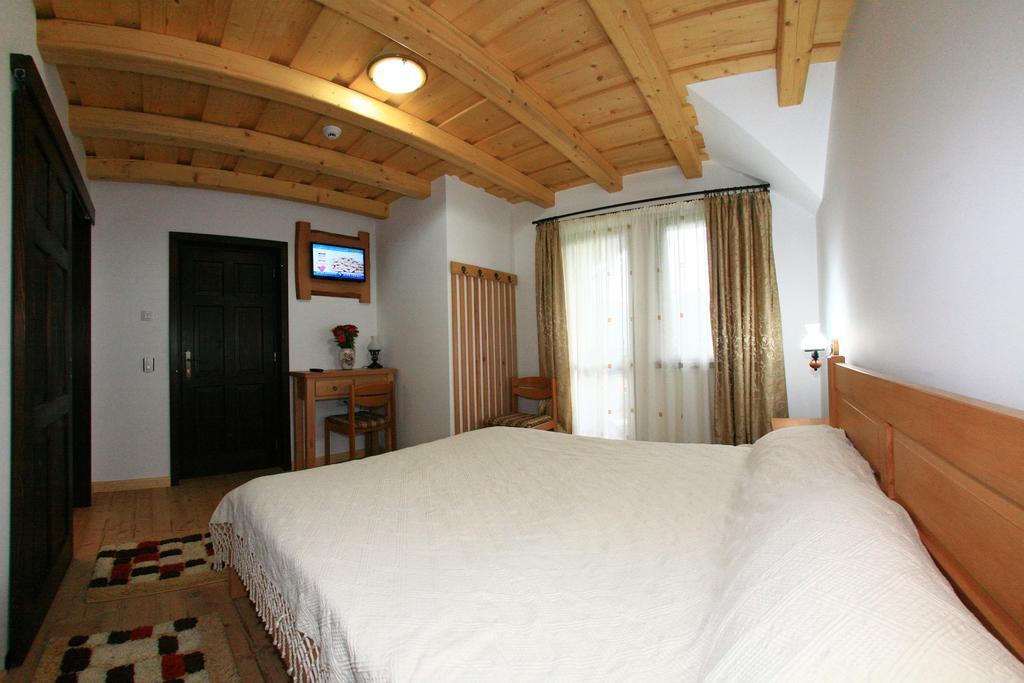Pensiunea Casa Elvira バマ エクステリア 写真