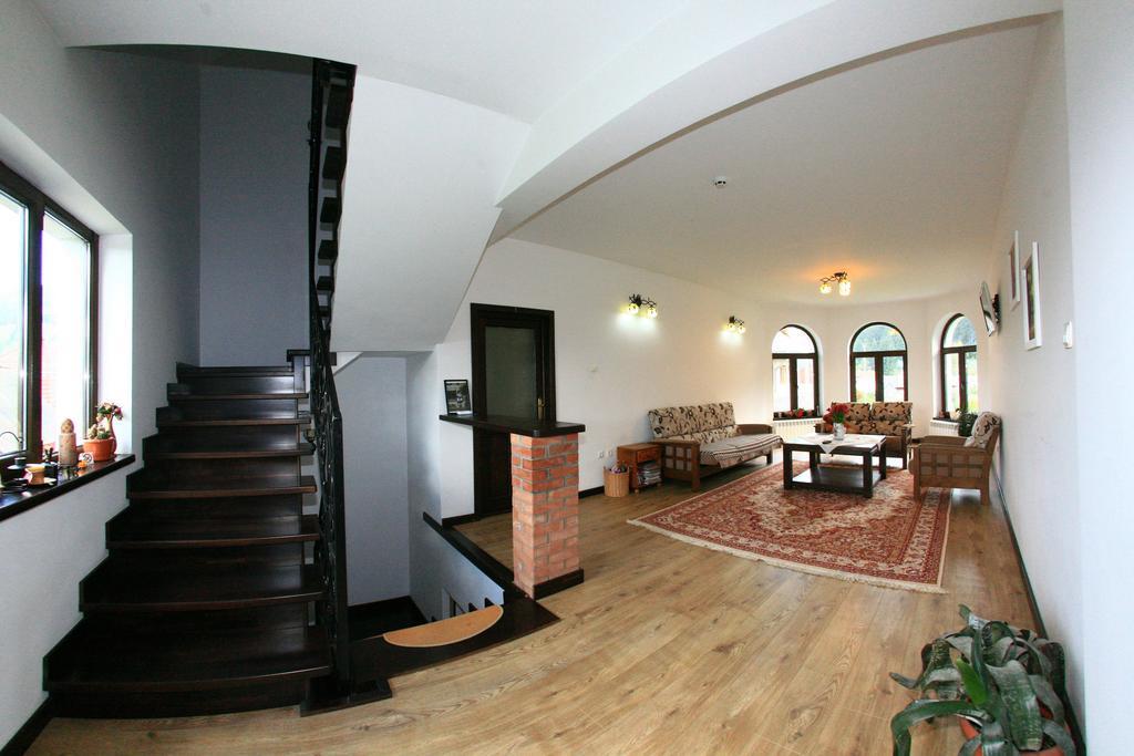 Pensiunea Casa Elvira バマ エクステリア 写真